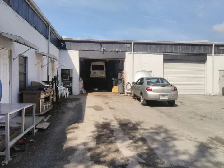 https://cdn.trust-mechanics.com/photos/Ow3JXC7lmEy1ioL6JImd/e31c0c5f-9410-44c4-a839-d30b0de67aa7_720x720