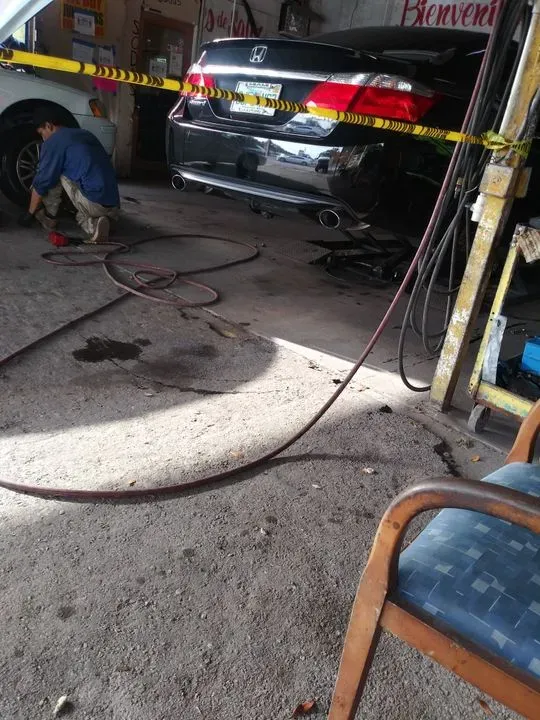 https://cdn.trust-mechanics.com/photos/P2OC2YUEeCTyMww4TWYR/6d6f57f1-9e5e-43c5-ac11-3ccd0f42e585_720x720