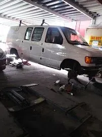 https://cdn.trust-mechanics.com/photos/P2OC2YUEeCTyMww4TWYR/d5a446c8-5b2d-4beb-bce1-a897cb524754_720x720