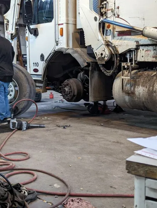 https://cdn.trust-mechanics.com/photos/P6Y7pQKB9TRU5I8h2kKU/ce9cce6e-6255-4b91-81ad-0af4f0b9be95_720x720