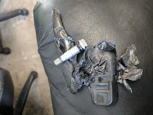 https://cdn.trust-mechanics.com/photos/PFh2ykZrLwcLYUj89gio/7aa9f29f-3751-4ef1-ae02-5a60c0b79a92_720x720