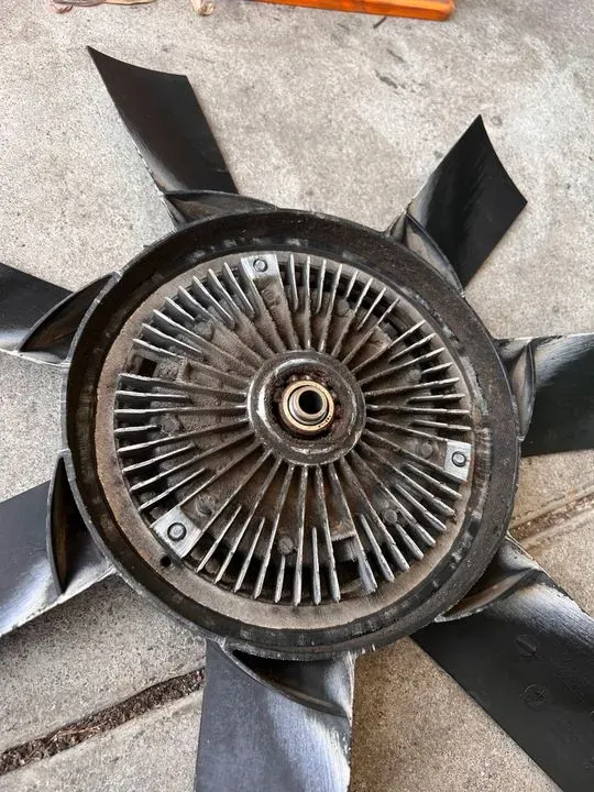 https://cdn.trust-mechanics.com/photos/PPSoLMZRQenY61tkHSNo/6ac9ea5c-993a-4195-9207-16d313947196_720x720