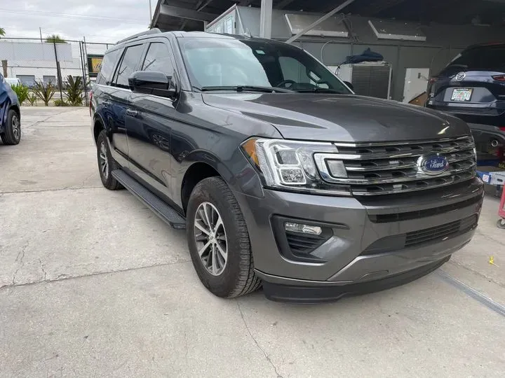 https://cdn.trust-mechanics.com/photos/PSeqnMHnueamApFLjGfc/24a18194-4654-4ac5-ab7c-c536ae87c08e_720x720