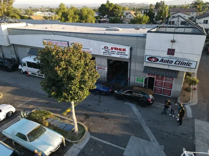 https://cdn.trust-mechanics.com/photos/PlGYPadAqV8h7XLgFHZh/678ac0c3-1ac9-4a82-855a-fb6667e6573d_720x720
