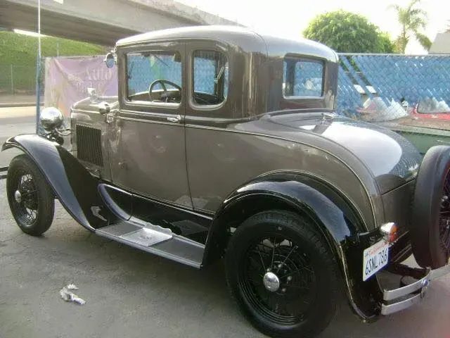 https://cdn.trust-mechanics.com/photos/PnGCMSqaPntOs8Eogm3X/fd1ef5b7-7eb2-492f-817c-60886ab70562_720x720