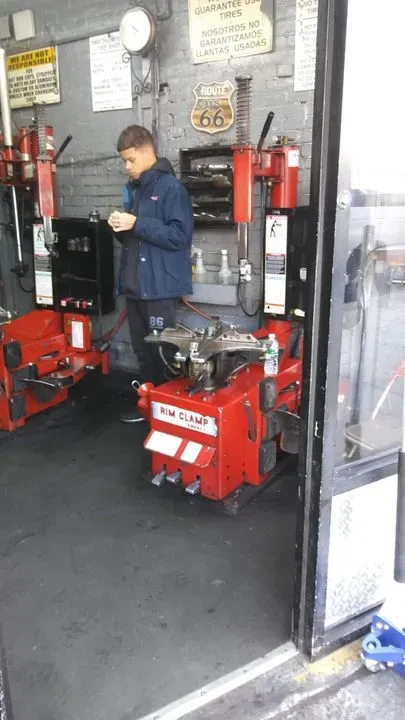 https://cdn.trust-mechanics.com/photos/Q4KW0QrYcUcfbmcz5gJy/9a0869a9-52a3-4ff8-beee-a69b01fe39a1_720x720