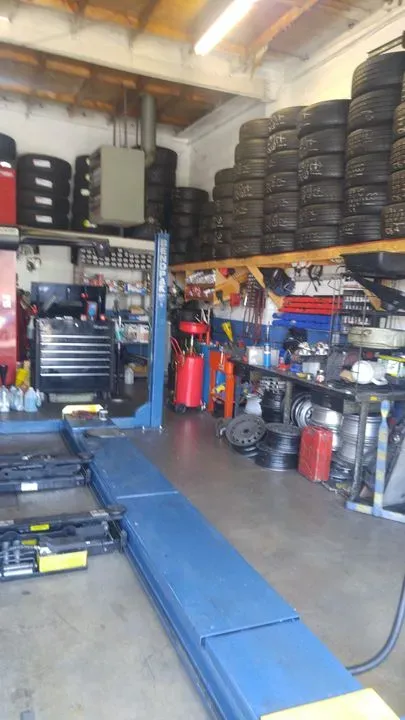 https://cdn.trust-mechanics.com/photos/QGdWRNNRUiPhojyFkCdY/cdea69a1-f504-47a9-87de-9ff76f482a2a_720x720