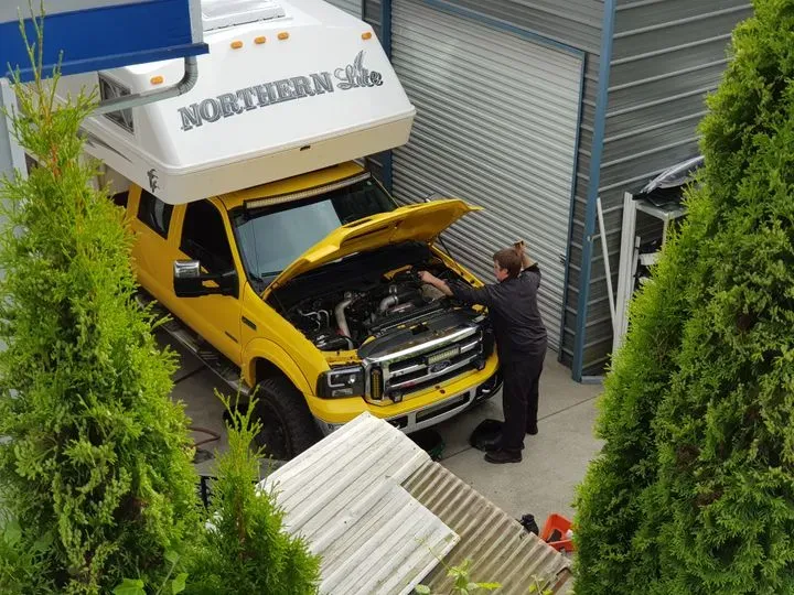 https://cdn.trust-mechanics.com/photos/QHARQn6ThTgFc41bMQsy/0cc46c76-9349-4525-9cb6-7219ebd670d9_720x720