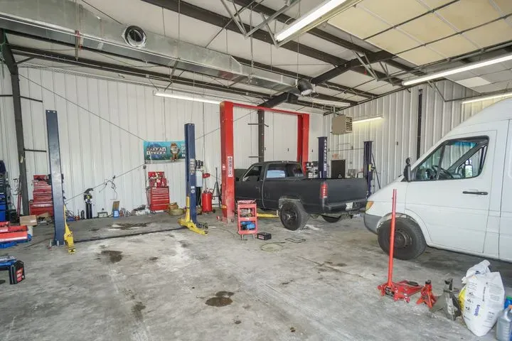 https://cdn.trust-mechanics.com/photos/QQRvivX7SttbQ46RJAk0/f3106139-1bf7-4528-bf7c-6275610ff70c_720x720