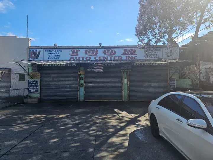 https://cdn.trust-mechanics.com/photos/QWcI6T8qI4LmhHVCqt95/10932bf3-9017-41f8-828d-a1c7ff8d12ce_720x720