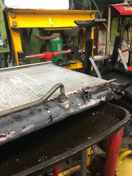 https://cdn.trust-mechanics.com/photos/QWcI6T8qI4LmhHVCqt95/6330549e-5332-42df-a771-89fd42a47453_720x720