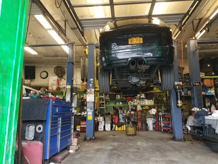 https://cdn.trust-mechanics.com/photos/QWcI6T8qI4LmhHVCqt95/a0b1d915-1ac5-46ec-8d6f-9bb856b999c2_720x720