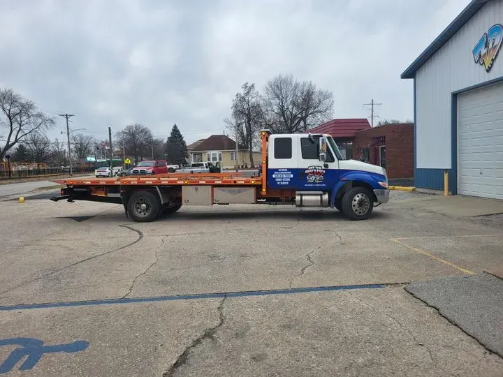 https://cdn.trust-mechanics.com/photos/R4yKQPyd3F1hzXVQx7gg/432d8338-85ae-4bec-bfde-52279a4956c7_720x720