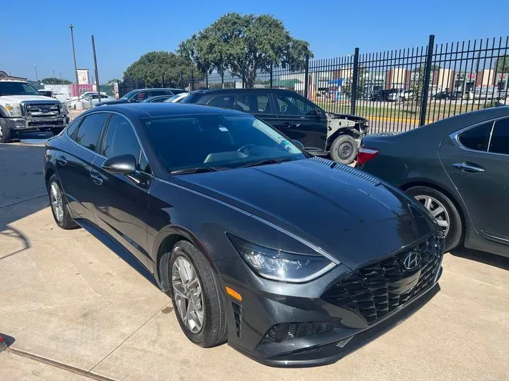 https://cdn.trust-mechanics.com/photos/RB8eiEfSv9Gc6ntJKFDg/50ce532a-00ca-4aaa-881b-27f46257e357_720x720