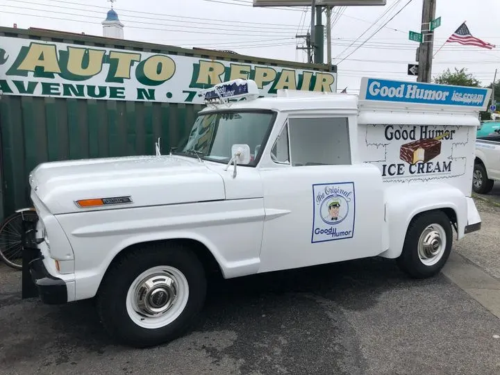 https://cdn.trust-mechanics.com/photos/RJrXdkn6n99gichr6Ln2/60b87e65-4e76-426a-a4c9-8854338dd8e3_720x720