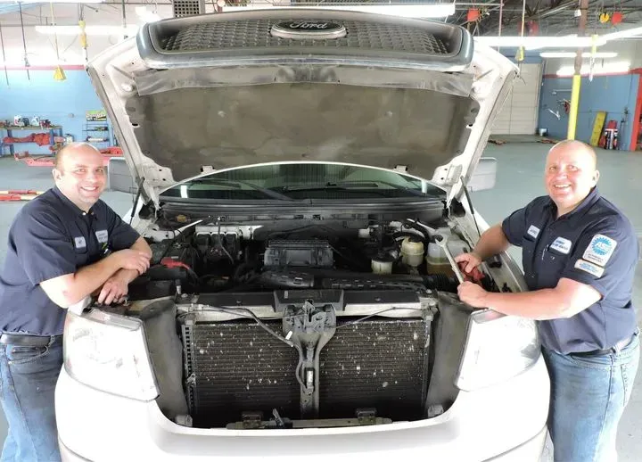https://cdn.trust-mechanics.com/photos/RJuQEz4l6Yvo7ifJPDgm/5322318b-8cd3-43f8-b94d-d7c68f489395_720x720