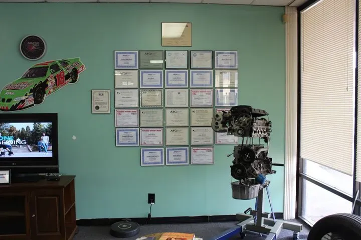 https://cdn.trust-mechanics.com/photos/RJuQEz4l6Yvo7ifJPDgm/8072018d-f79d-4908-ac07-52669d225080_720x720