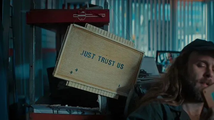 https://cdn.trust-mechanics.com/photos/RPwqSeVdIYsn7LNFjHBK/a38dfd7f-1ef0-4d7b-9a8b-184af93c5a14_720x720