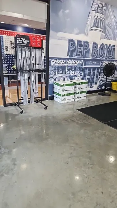 https://cdn.trust-mechanics.com/photos/RVU5NEH6YtlCrYAWhSle/53405dd3-d82f-464f-9095-cc7bb383c3ab_720x720