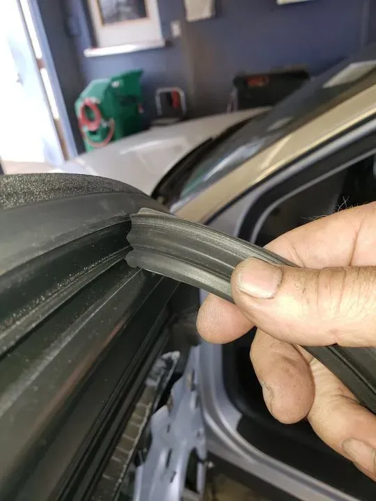 https://cdn.trust-mechanics.com/photos/Rc2saWi0GLIIChAsDJgV/9e5a4d54-6b7a-4db1-822b-80e5e6bea1de_720x720