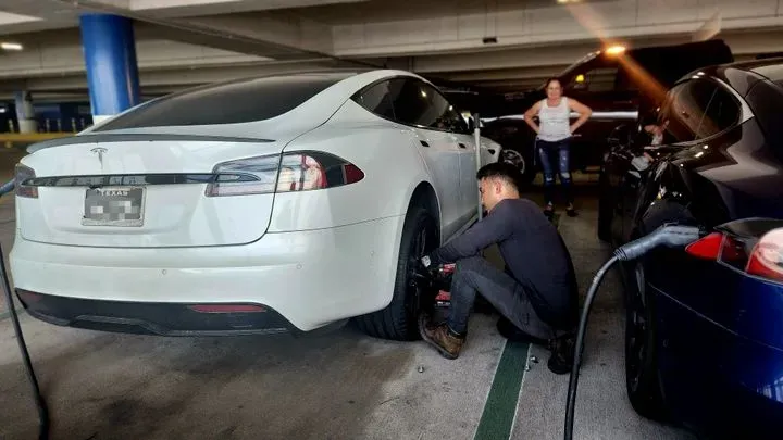 https://cdn.trust-mechanics.com/photos/Rt9vZ8BfGzasSQLdjKBK/95025517-8fa9-4ac7-830e-fdd289f92b48_720x720