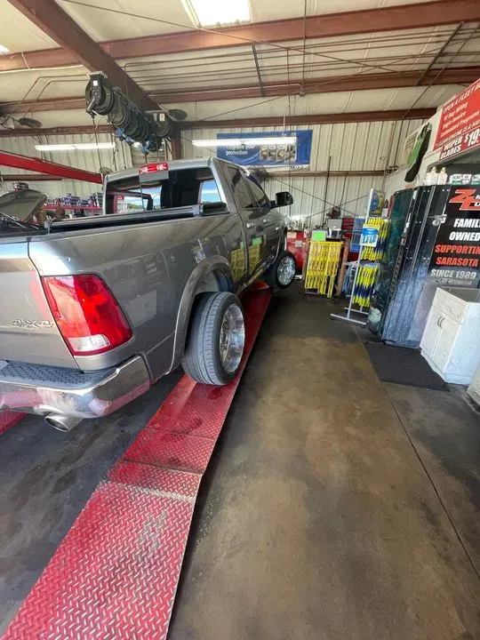 https://cdn.trust-mechanics.com/photos/S2qrTF277ROGc8LwjKef/a5d89123-5f49-495b-bbbe-6a8f7eda0dac_720x720