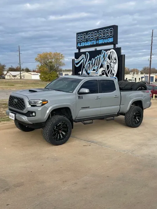 https://cdn.trust-mechanics.com/photos/S407JylGE2aL1mlhg79T/dc5a6308-3379-48de-abd4-0be254859712_720x720