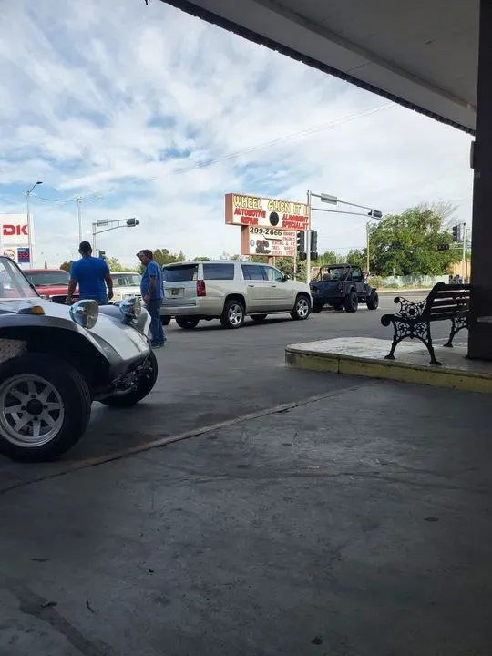 https://cdn.trust-mechanics.com/photos/SWikfT10qY9VqopiiatL/ff2063a8-9cfa-4df4-8131-f847745d99f0_720x720