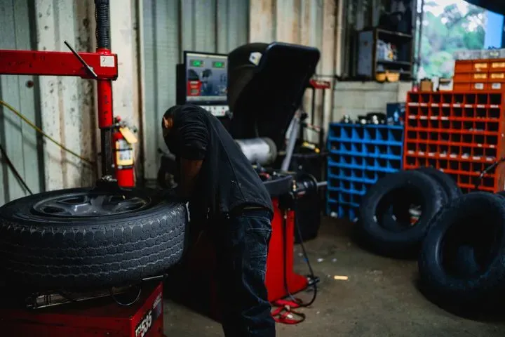 https://cdn.trust-mechanics.com/photos/Sa1dbGtSLqCVW0xPoYul/12d6d950-7d5f-4fb9-801f-d9e120956eb4_720x720