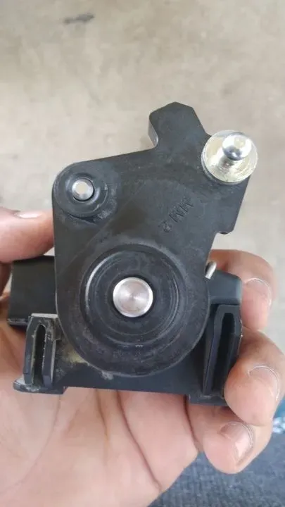 https://cdn.trust-mechanics.com/photos/SaJ8vVEiWE9f3RO7SPbW/5c91e978-c0b9-44c8-b1f5-d46542554e52_720x720