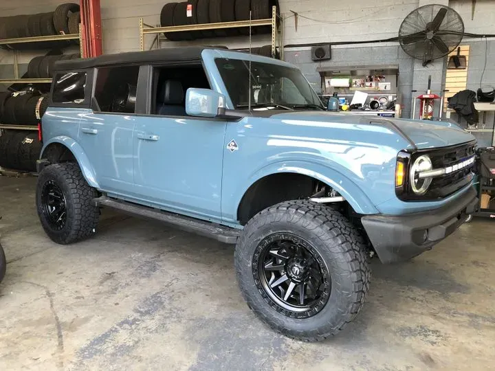 https://cdn.trust-mechanics.com/photos/SmSqSmR8Xl6o4OlgMIg8/d20fd337-6100-48dc-92fd-62d3d8784854_720x720