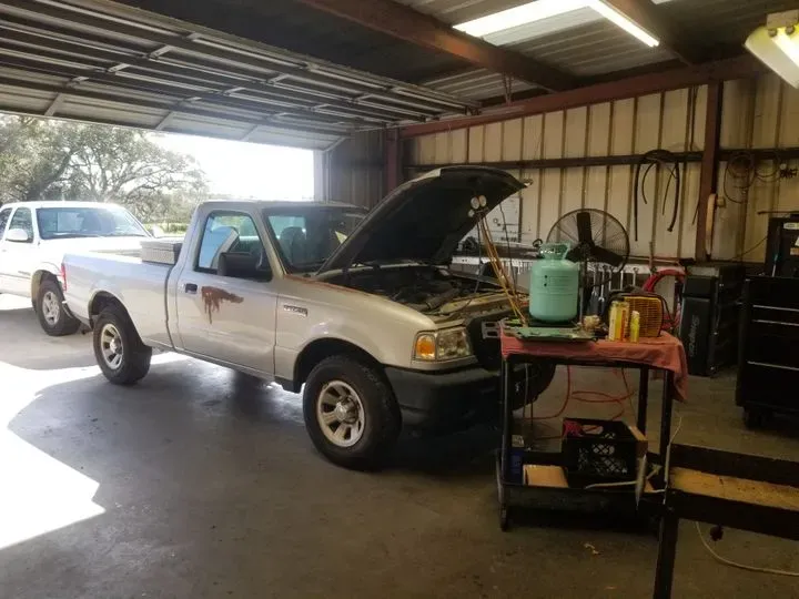 https://cdn.trust-mechanics.com/photos/T3MlQe9C2egthBj0G843/5df57f03-ad7d-40d2-9764-a17080fcb36b_720x720