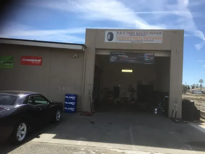 https://cdn.trust-mechanics.com/photos/T9scVSjFqYcB7XEfdZcC/f575436b-5ce3-401d-8bd8-698a0b856e9c_720x720