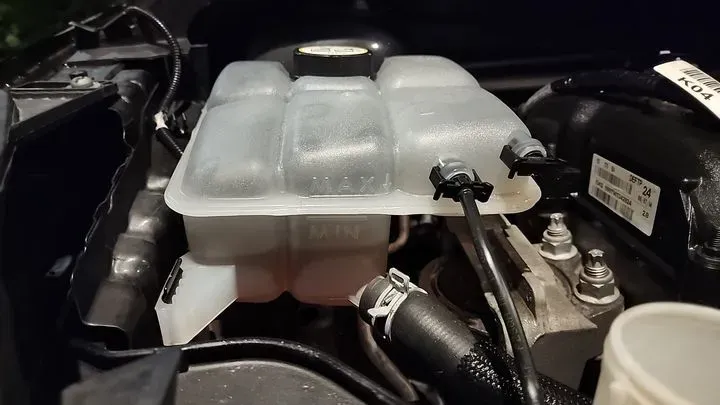 https://cdn.trust-mechanics.com/photos/TdjQzhPRpD1ACjeg0yxk/1bb0e9e8-4191-4e99-a63a-b4ae3f606041_720x720