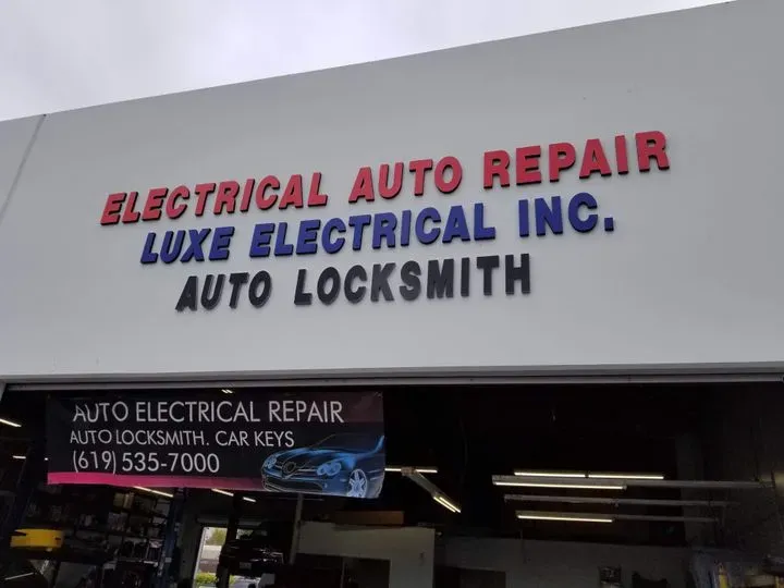 https://cdn.trust-mechanics.com/photos/TgGPqgmhX4t8weiO8lLJ/4075852a-a8df-4703-b19f-31535b471415_720x720