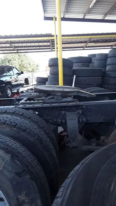 https://cdn.trust-mechanics.com/photos/TpfJHB3nAGgEuctWRwPw/3e5eb48b-6cd9-4f31-a78a-2e3d24025f55_720x720