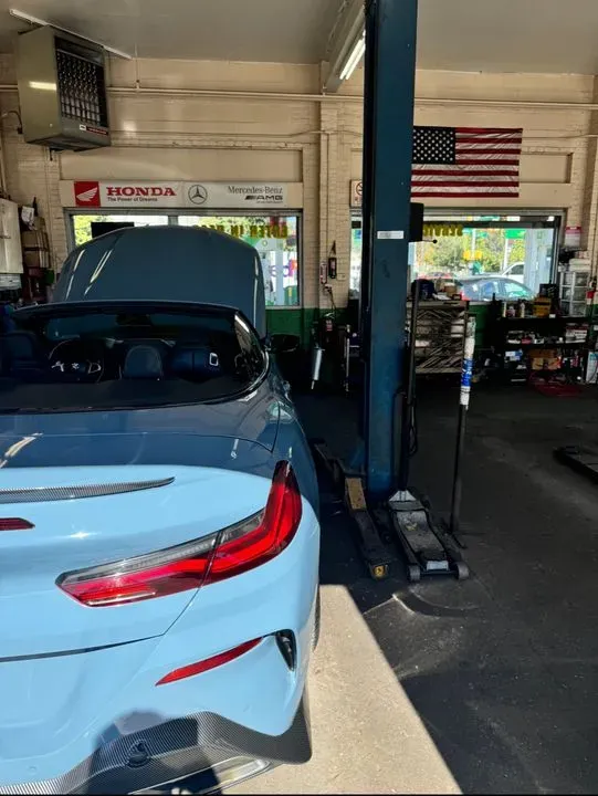 https://cdn.trust-mechanics.com/photos/UAheMMwA4s2RNWfbNhpo/3ec2f3ba-7a53-4ee2-b669-87e56789a962_720x720