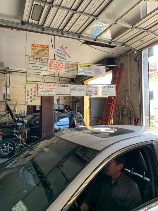 https://cdn.trust-mechanics.com/photos/UOo4XqVULyS9KD3LaURj/183d8060-c913-4795-bec5-3b85f3be7c7a_720x720