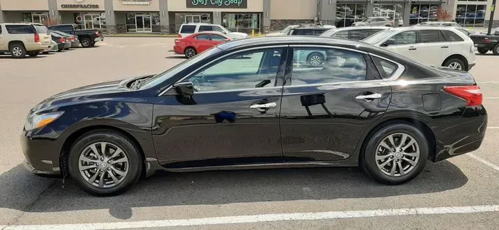 https://cdn.trust-mechanics.com/photos/UUfYiBt8HTfL9tOTauAR/400523c8-1915-4ddf-86d7-4470d527a76d_720x720