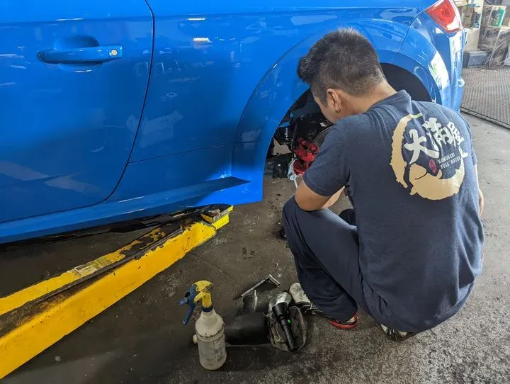 https://cdn.trust-mechanics.com/photos/UUuDY3HkCgpfbUsusyOK/4f2c0951-9e7a-4c0e-9fda-67db48c45438_720x720