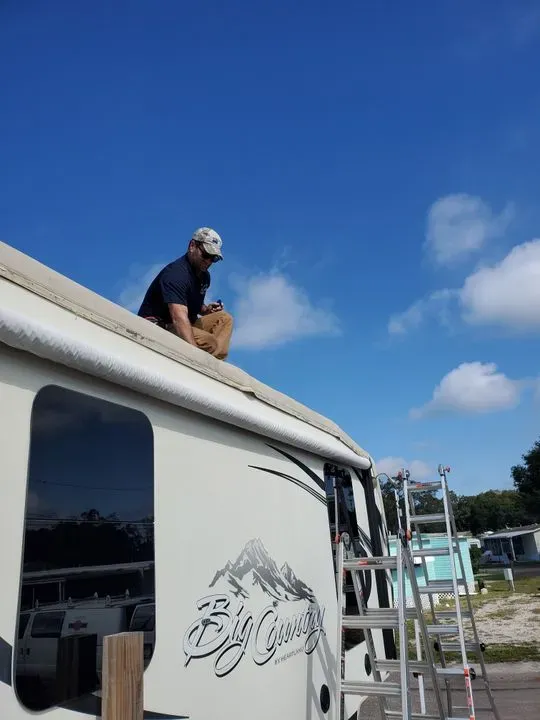 https://cdn.trust-mechanics.com/photos/UvD3ZmMZr5idaIWyyrOy/8eb89c8f-66e7-40e1-aef4-55bf16c80fed_720x720