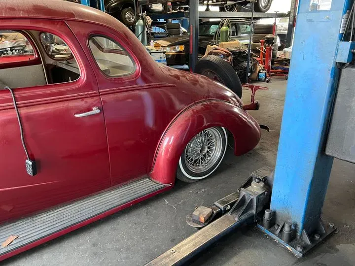 https://cdn.trust-mechanics.com/photos/UxJ2rIMpoDdbwPi2UuPX/c7bc3bcd-d970-401c-9a47-f4fa0654d37e_720x720