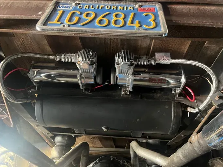 https://cdn.trust-mechanics.com/photos/UxJ2rIMpoDdbwPi2UuPX/ce372a95-e2f6-4c39-9d0a-8cb6a65391a5_720x720