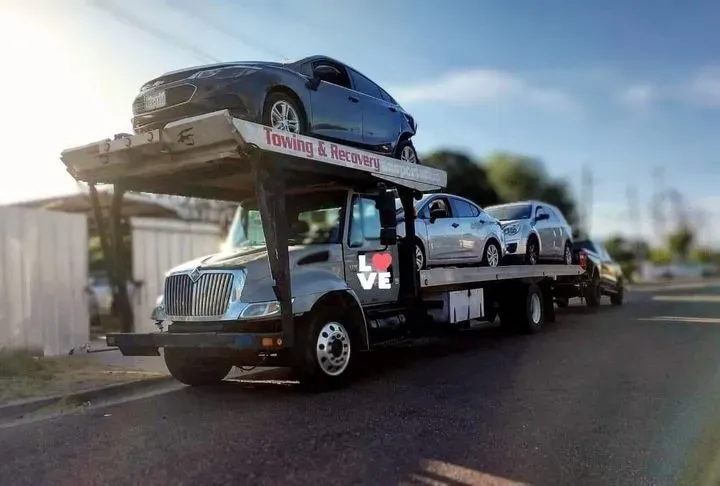 https://cdn.trust-mechanics.com/photos/V423P9MIVs2GBkjbcHfK/2f9aa2ed-9c48-4c80-9545-051b9e229812_720x720