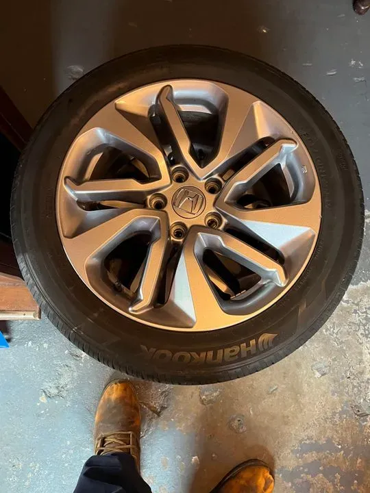 https://cdn.trust-mechanics.com/photos/V4F7T8e4oyOIyTyskRMt/2019a6e7-e382-4c38-ac25-1b6bc4ca5d17_720x720