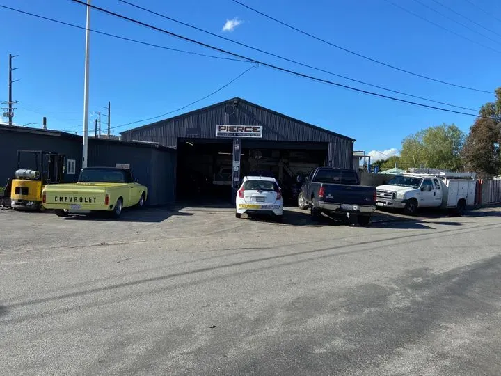 https://cdn.trust-mechanics.com/photos/V5potpRfVF6KK5wlvpKp/644c4f61-c7b1-45c5-99f7-5fdd123c997c_720x720