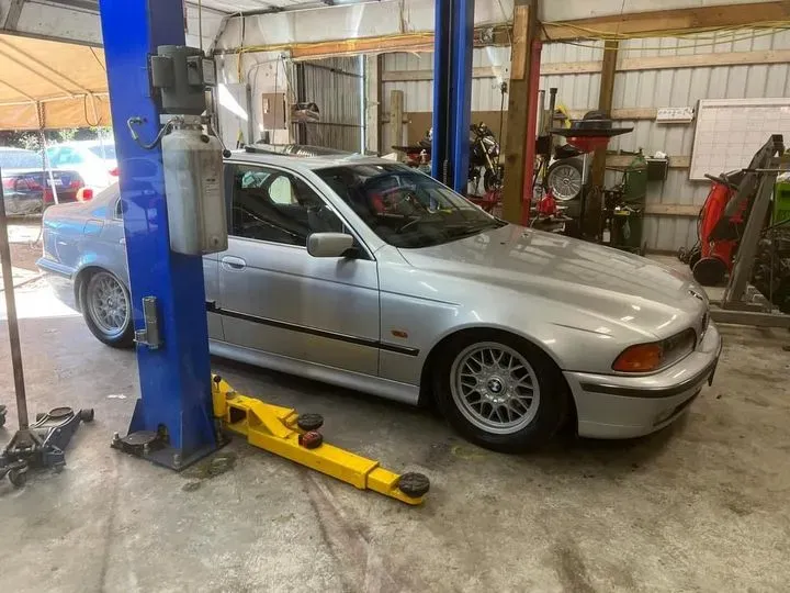 https://cdn.trust-mechanics.com/photos/V5uNCgpR3xQbFKVuyqvA/fe1a069b-1c00-4ad5-8e94-05b4846dec97_720x720