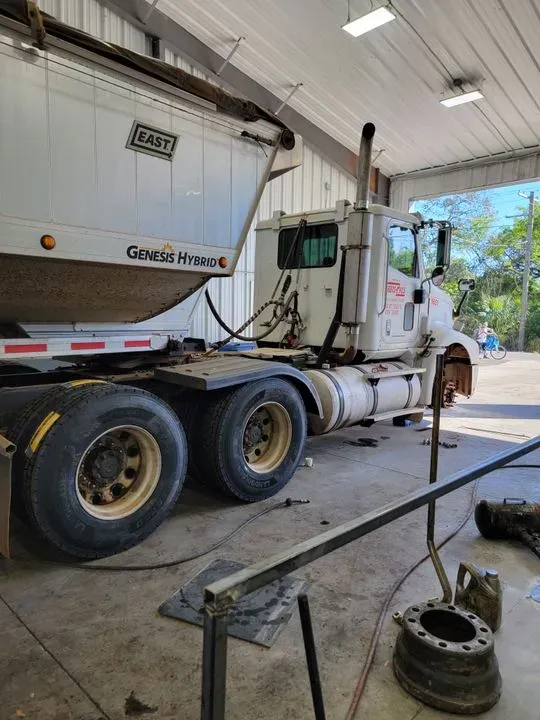 https://cdn.trust-mechanics.com/photos/VP9NGXKrbljLCuzE8nIO/997499a5-7be4-4dd3-814c-059ccc010098_720x720