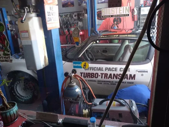 https://cdn.trust-mechanics.com/photos/VVFBHKhkLh4UqAEi0HjN/6a25daf6-5e77-4943-afab-c30c16847c6f_720x720