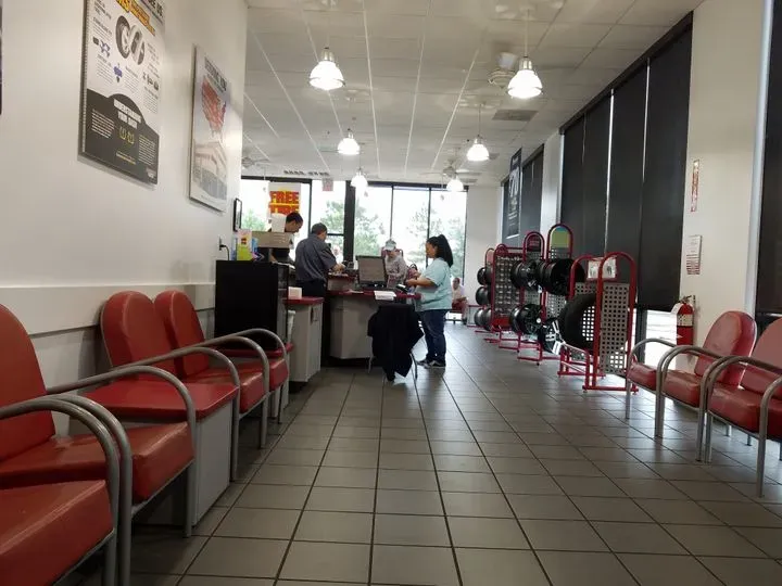 https://cdn.trust-mechanics.com/photos/VZiL9TvUenkKM9TtbhNl/529f8575-821f-44fa-a5d6-bfcf2e4893e7_720x720